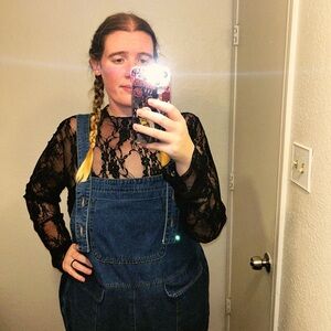 Meet your Posher, Allison